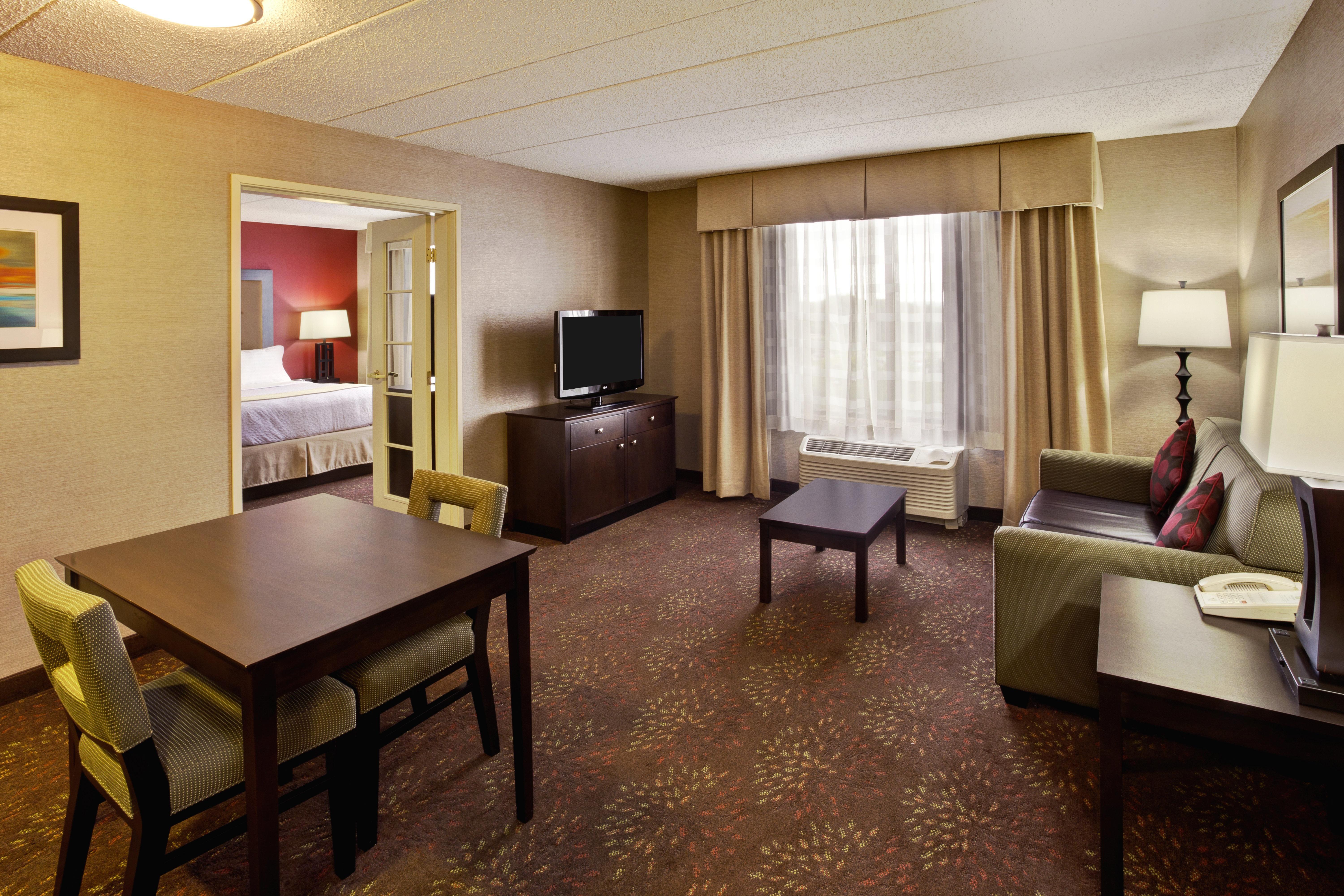 Holiday Inn Hotel & Suites Chicago Northwest - Elgin By Ihg Bagian luar foto