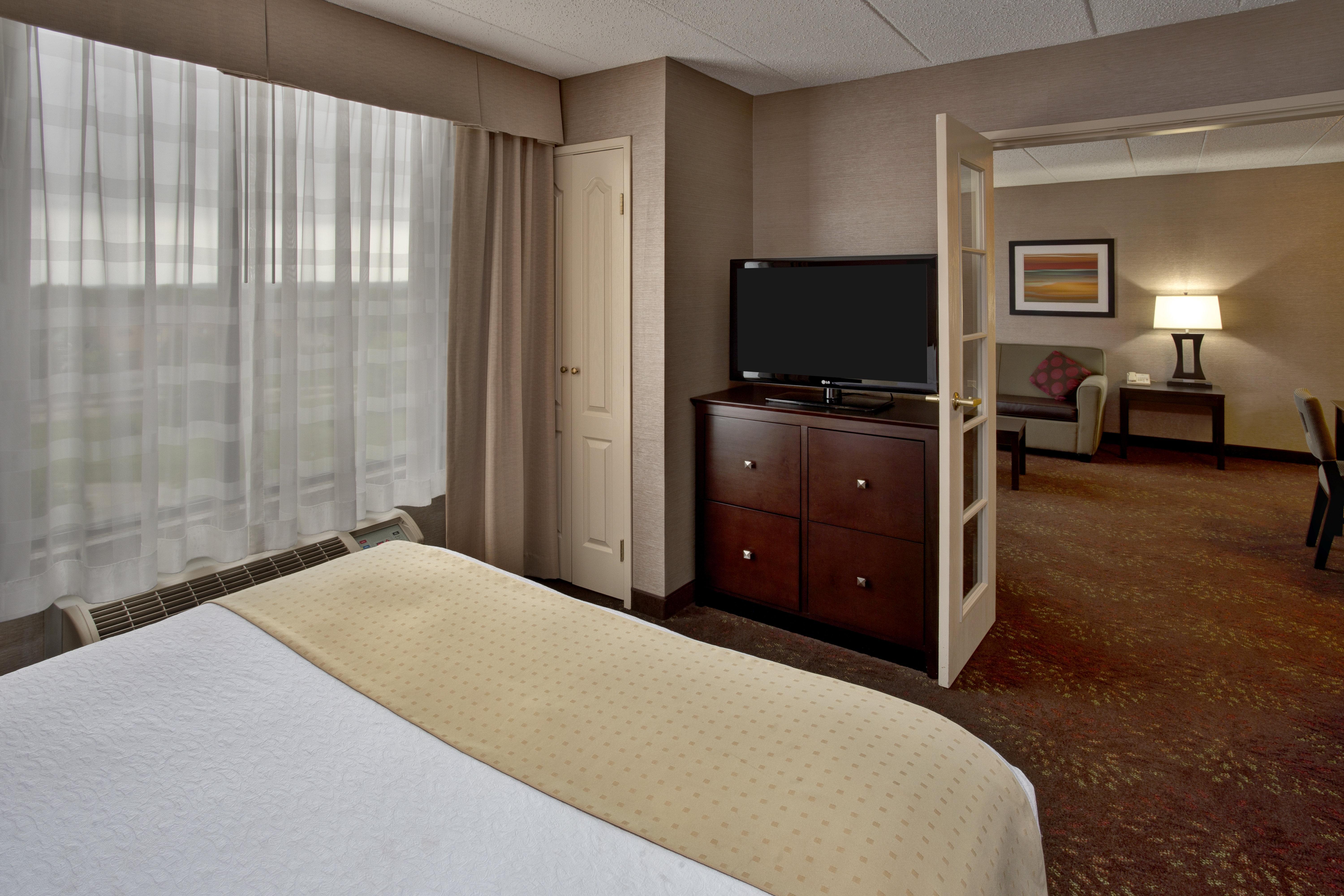 Holiday Inn Hotel & Suites Chicago Northwest - Elgin By Ihg Bagian luar foto
