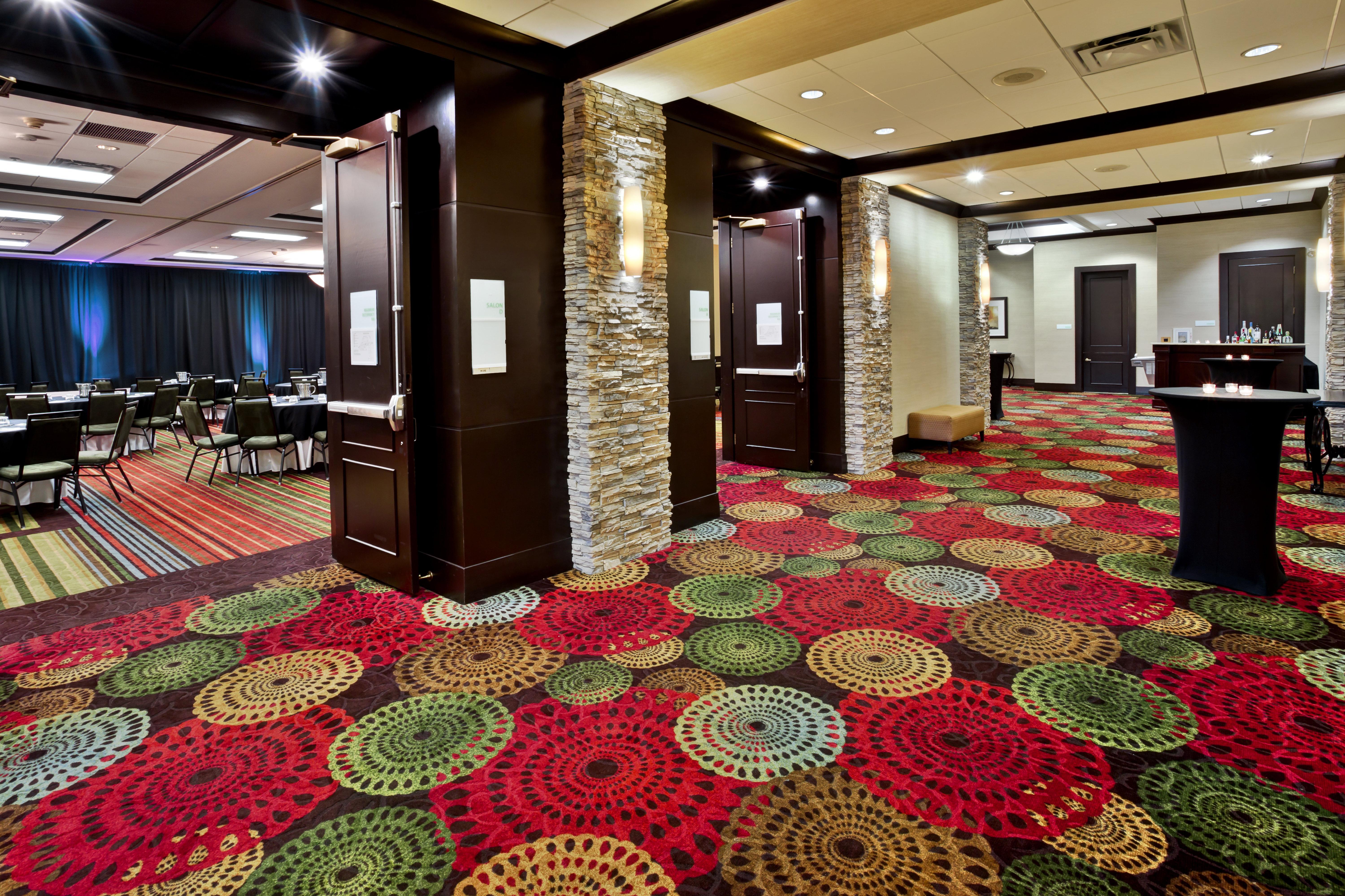 Holiday Inn Hotel & Suites Chicago Northwest - Elgin By Ihg Bagian luar foto