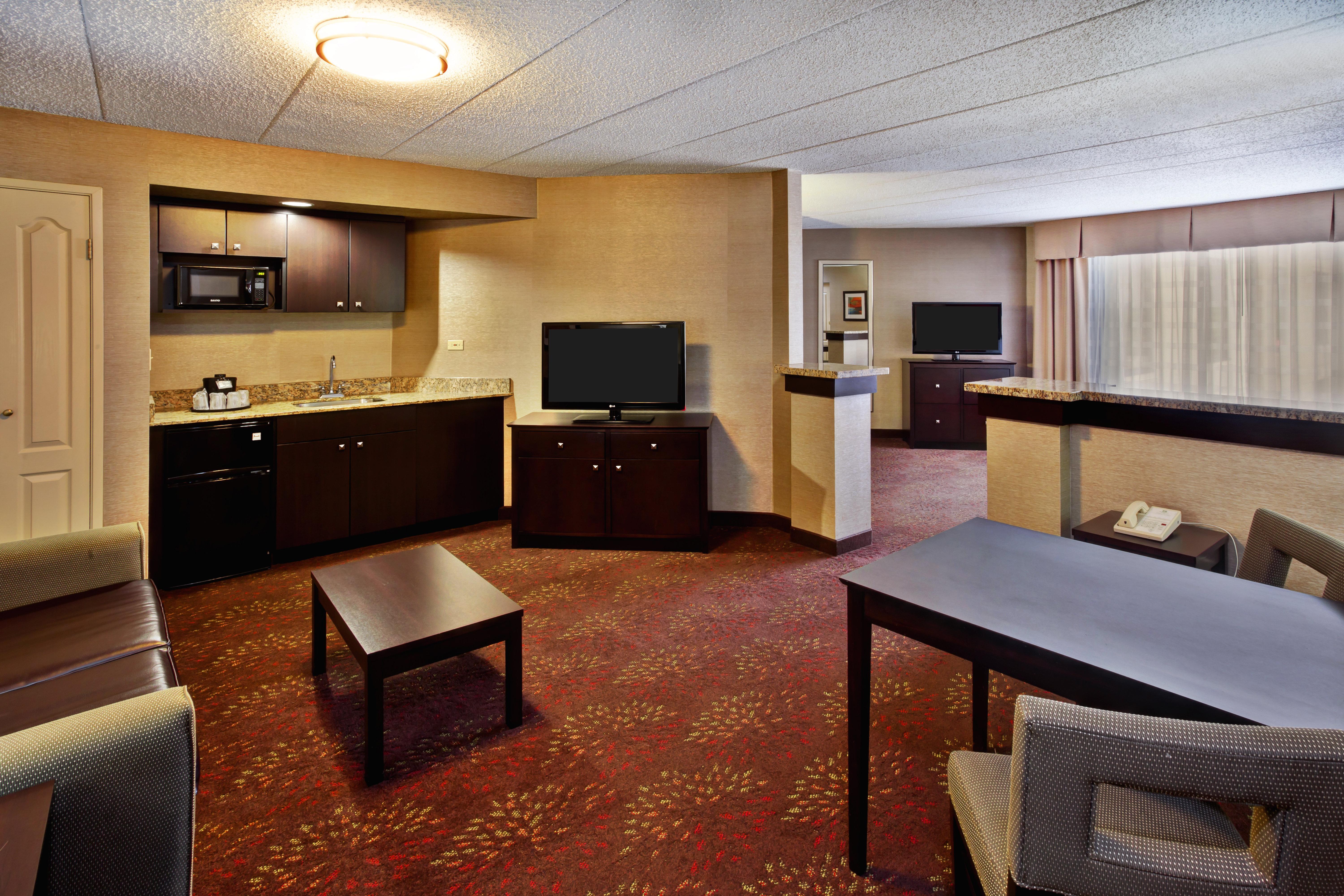 Holiday Inn Hotel & Suites Chicago Northwest - Elgin By Ihg Bagian luar foto