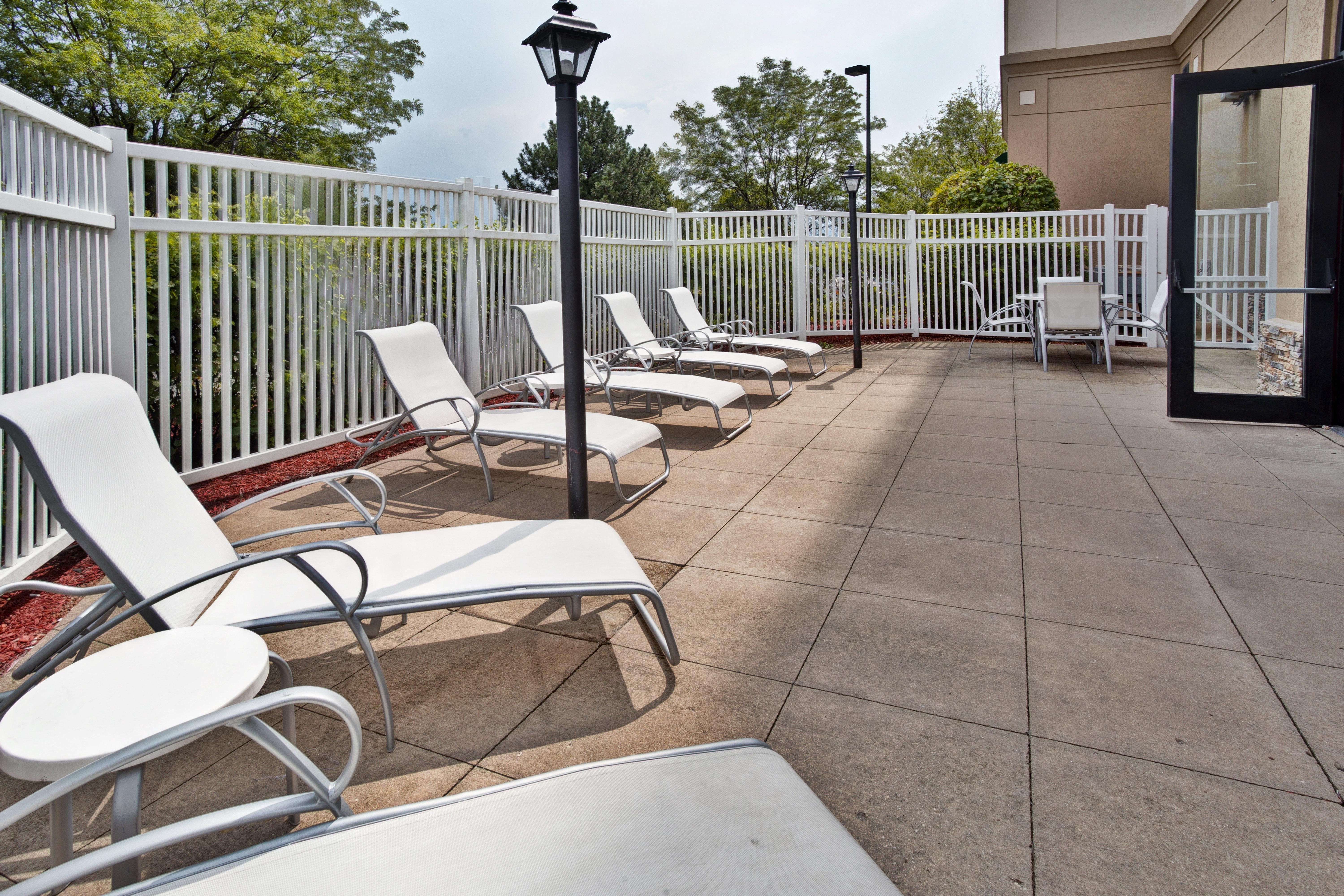 Holiday Inn Hotel & Suites Chicago Northwest - Elgin By Ihg Bagian luar foto