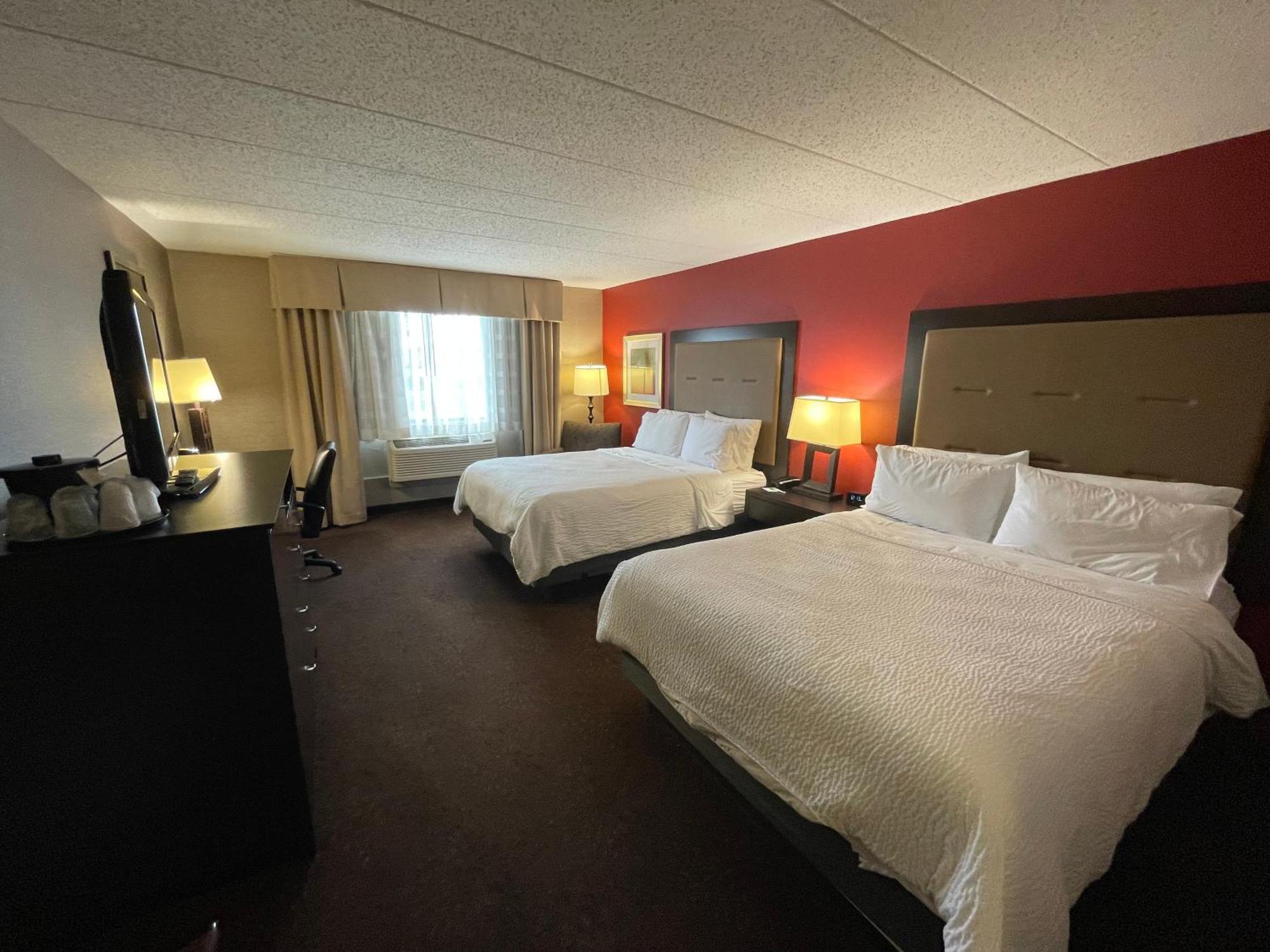 Holiday Inn Hotel & Suites Chicago Northwest - Elgin By Ihg Bagian luar foto