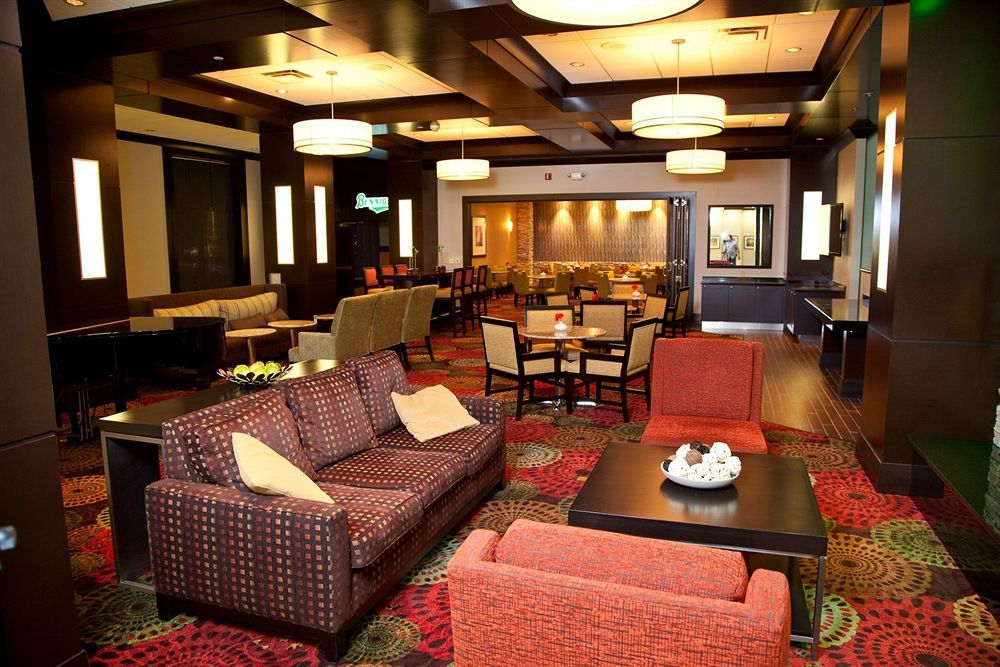 Holiday Inn Hotel & Suites Chicago Northwest - Elgin By Ihg Bagian luar foto