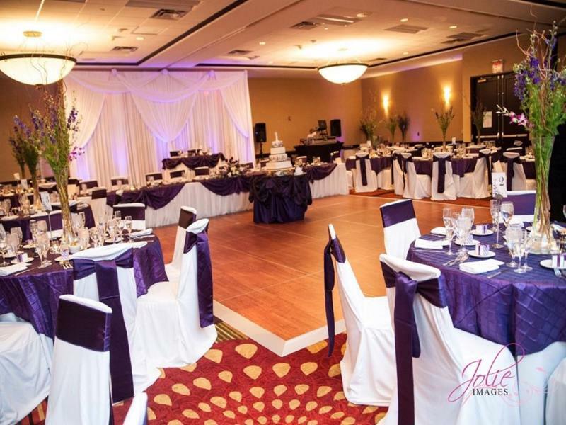 Holiday Inn Hotel & Suites Chicago Northwest - Elgin By Ihg Bagian luar foto